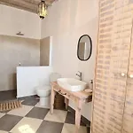 Townhouse Christos *