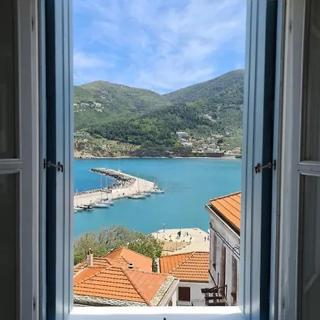 Apartment Townhouse Christos *